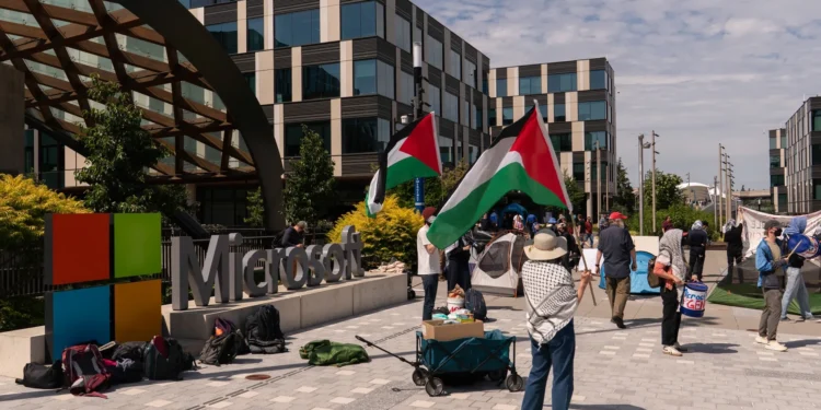Redmond Sit-In Marks Microsoft’s Most Disruptive Employee Protest in Years