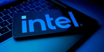 Intel Rebounds as AI Demand Drives Strong Q3 Performance
