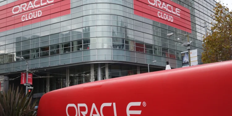 Oracle Opens AI-Powered Customer Experience Centre in Dubai Internet City