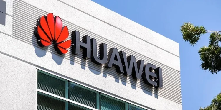 Huawei Expands Premium Lineup with Foldables, Wearables and Creative Devices